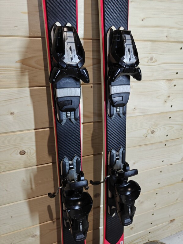 LYŽE ELAN SPEED MAGIC 155CM